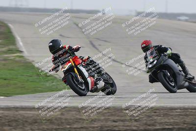 media/Nov-29-2025-TrackDaz (Sat) [[10ae2d9bce]]/A Group/Session 3 (Outside Grapevine)/